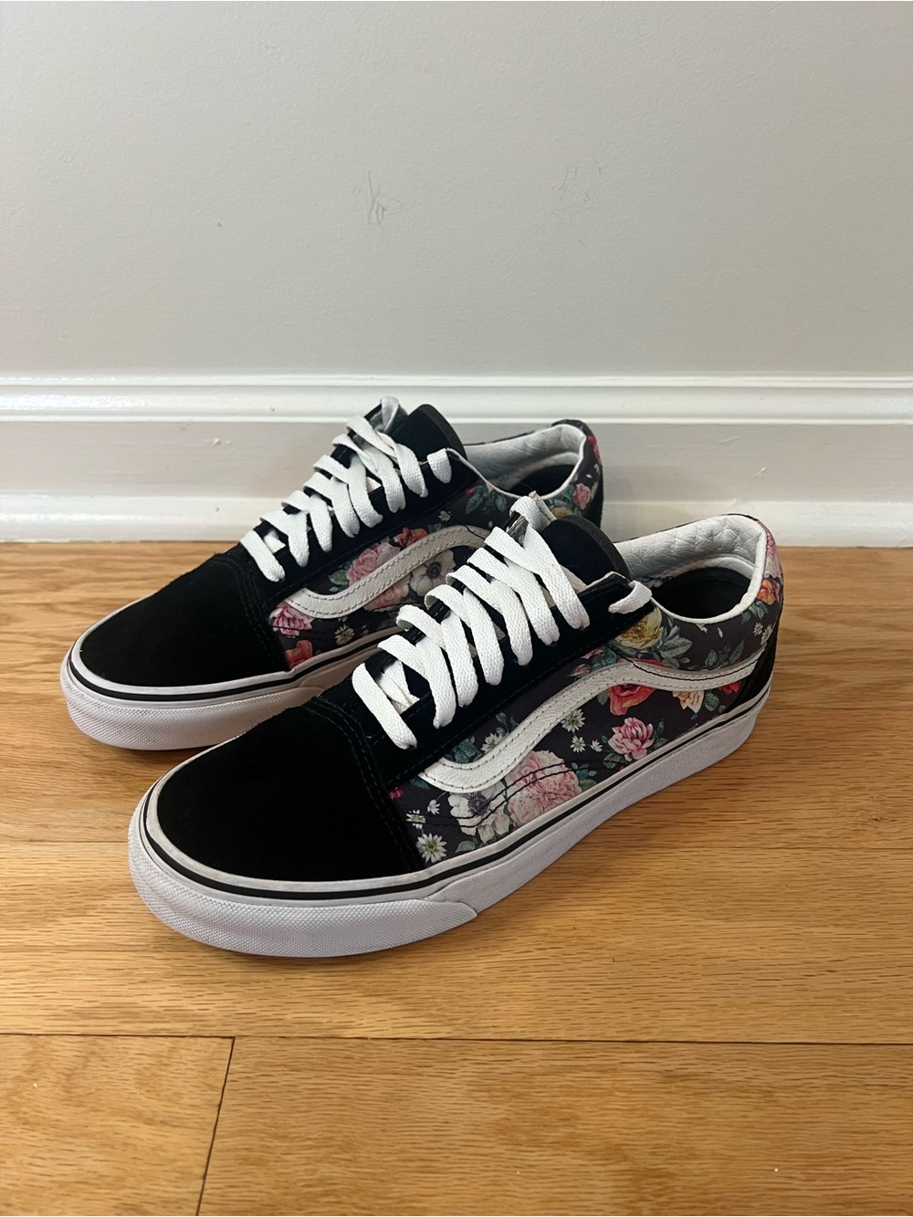 Vans Old Skool Suede Garden Floral Low Top Skate Shoes